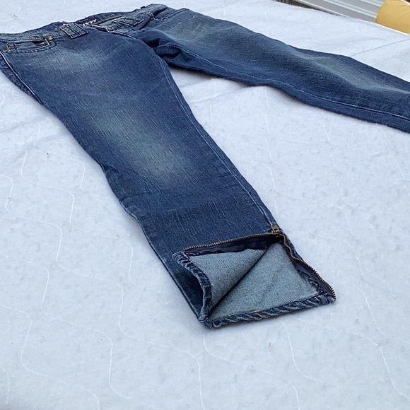 Miss 60 JLot Style jeans. Size 28, with zippered ankles. - Picture 5 of 16
